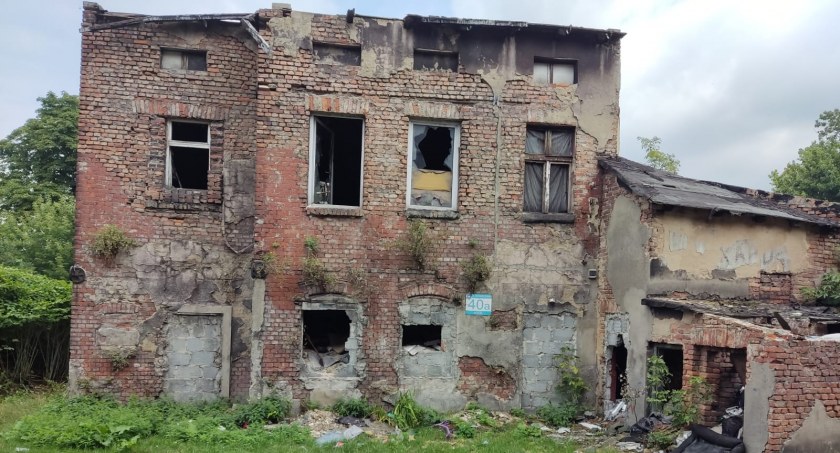 ul. Świerczyny 40a