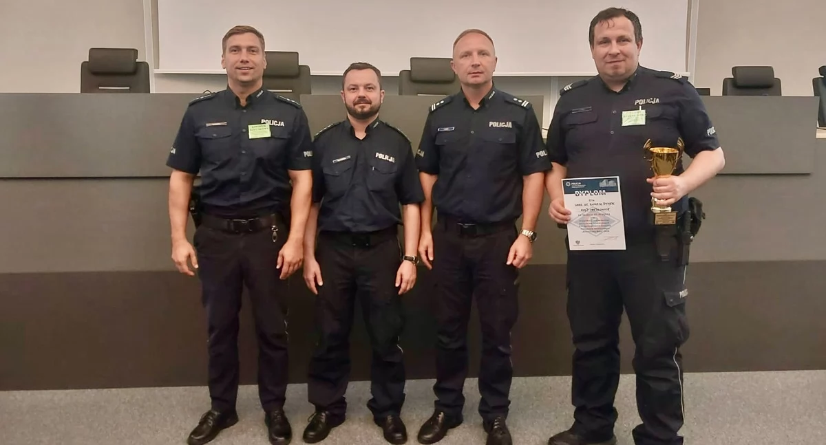 NEWS, Dzielnicowy Mysłowic podium eliminacji zawodów - zdjęcie, fotografia