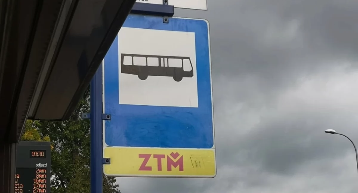 NEWS, Walczyli autobus zostali pominięci Sukces przypisał sobie ktoś - zdjęcie, fotografia