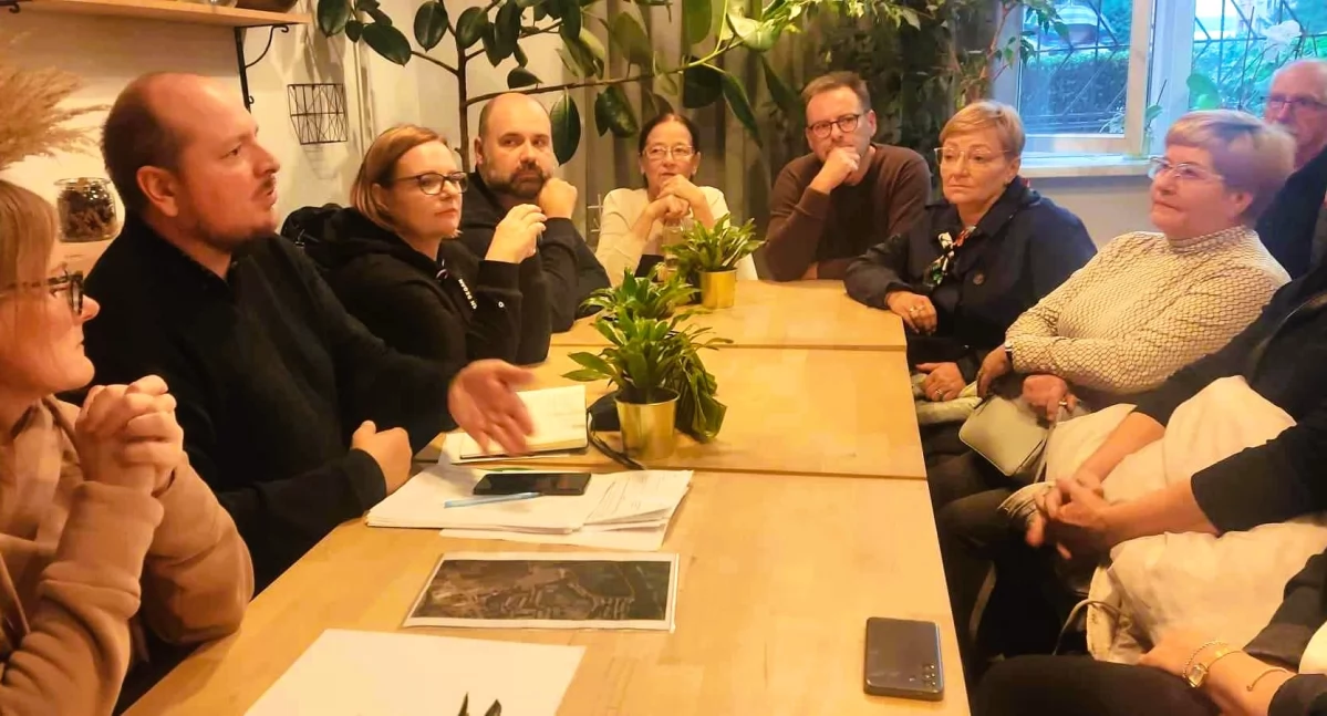 NEWS, Będzie akcja protestacyjna przeciwko sprzedaży lasku Brzęczkowicach - zdjęcie, fotografia