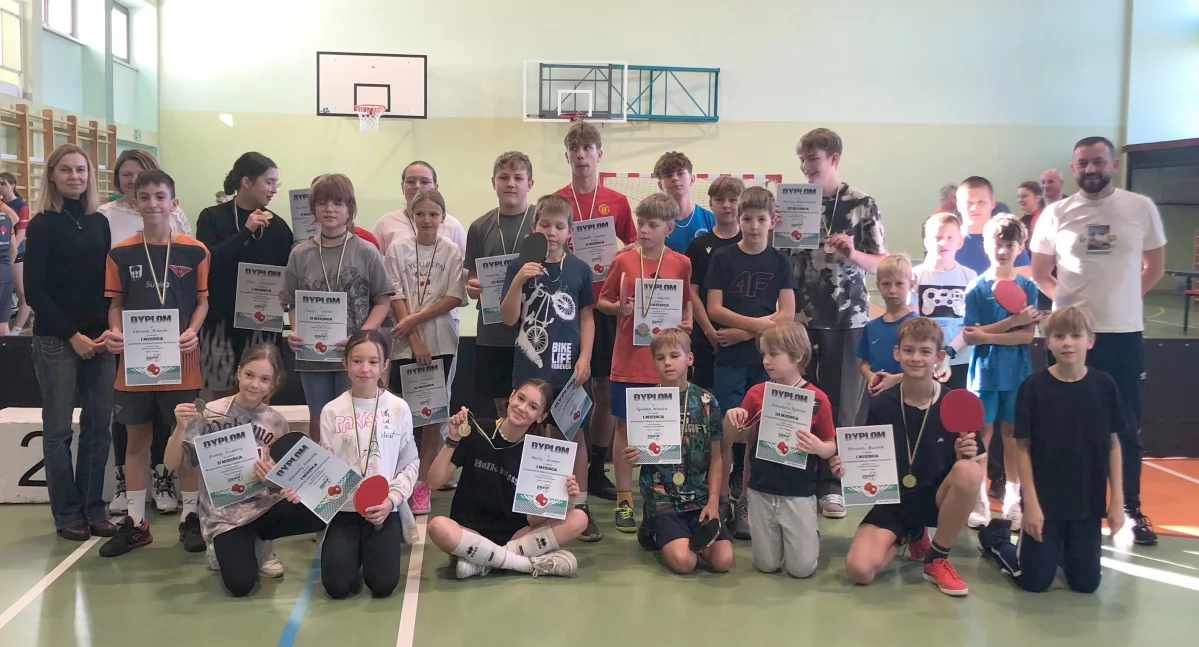 Tenis stołowy, Mistrzowie tenisa stołowego - zdjęcie, fotografia