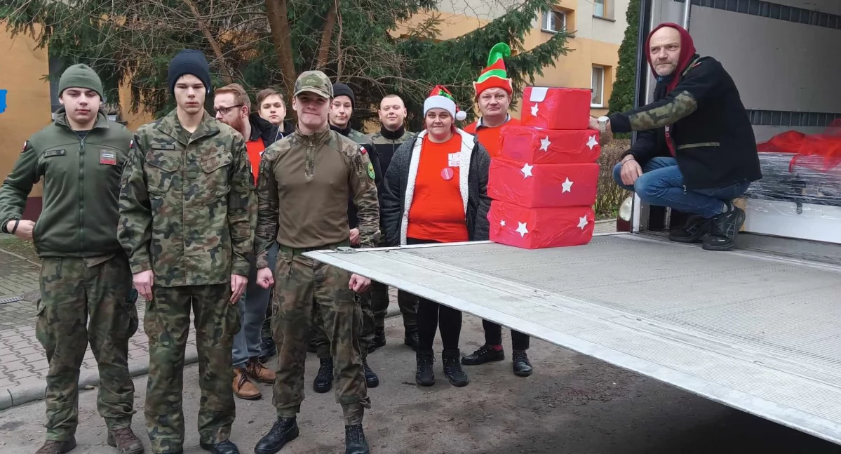 NEWS, Szlachetna Paczka dotarła rodzin potrzebie - zdjęcie, fotografia