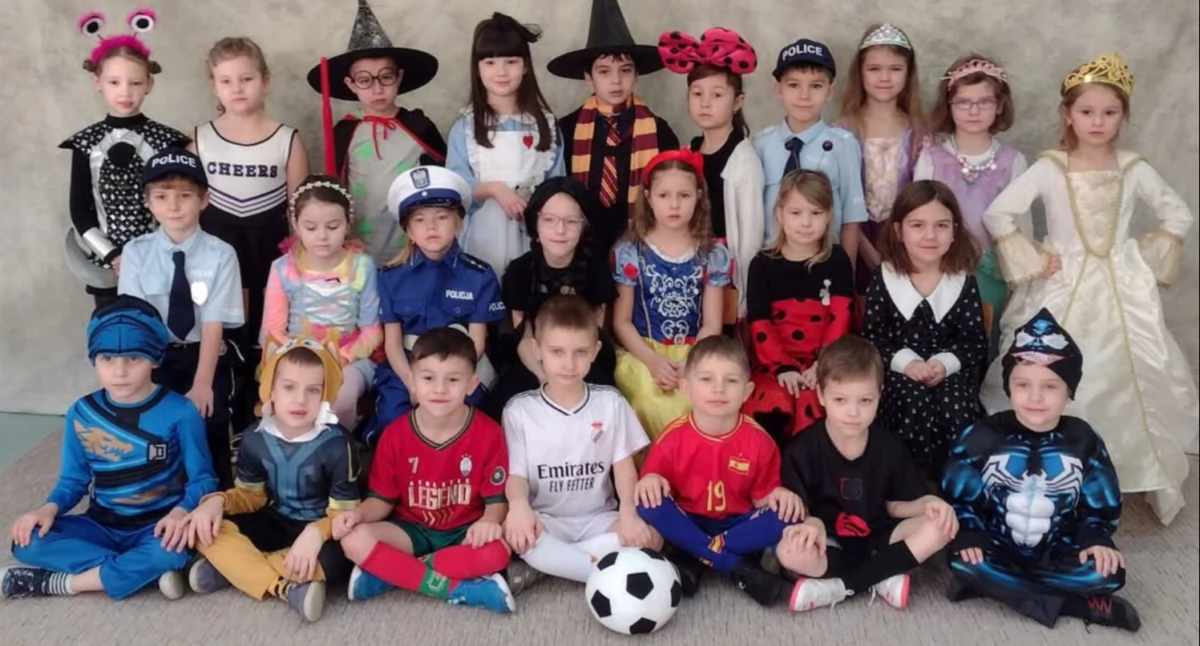 EDUKACJA, karnawałowy Zespole Szkolno Przedszkolnym - zdjęcie, fotografia