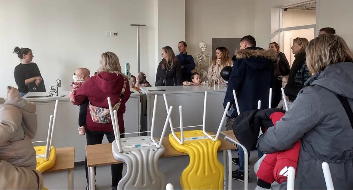 EDUKACJA, Dzień otwarty nowej szkole Laryszu - zdjęcie, fotografia