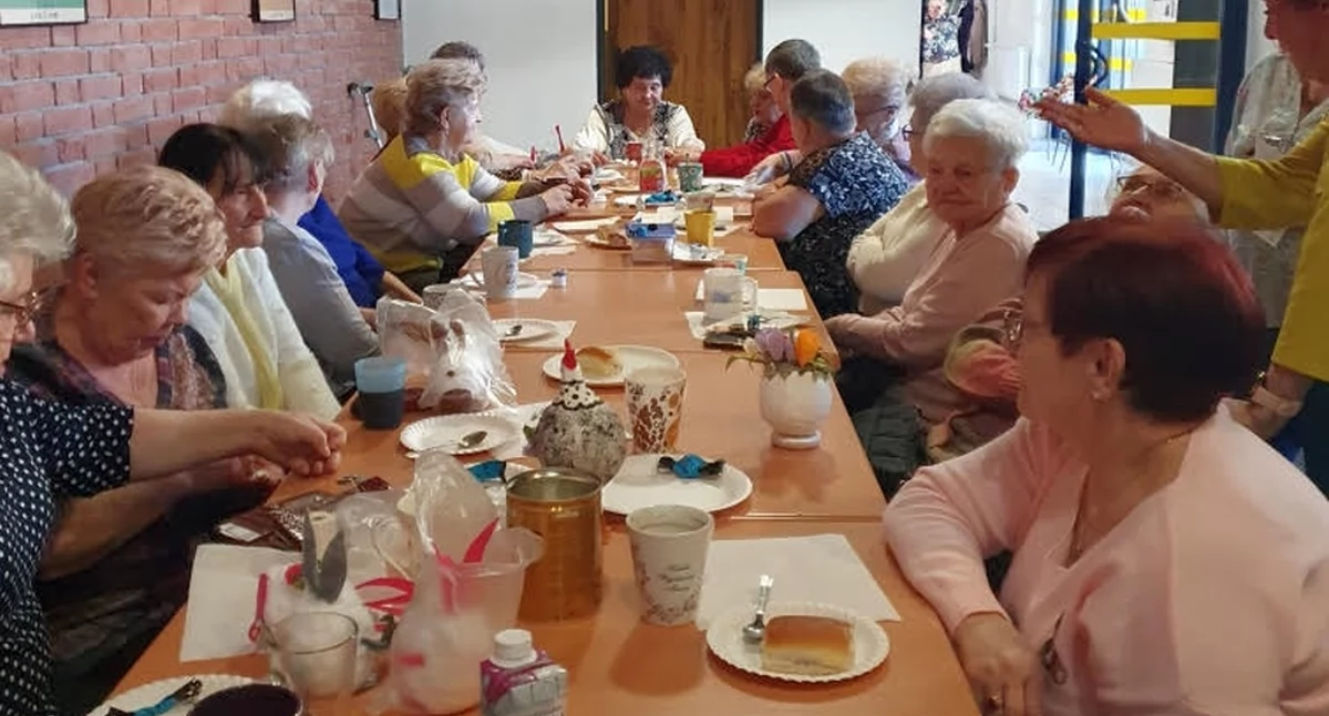 NEWS, Wiosenne spotkanie seniorów Brzezinki - zdjęcie, fotografia