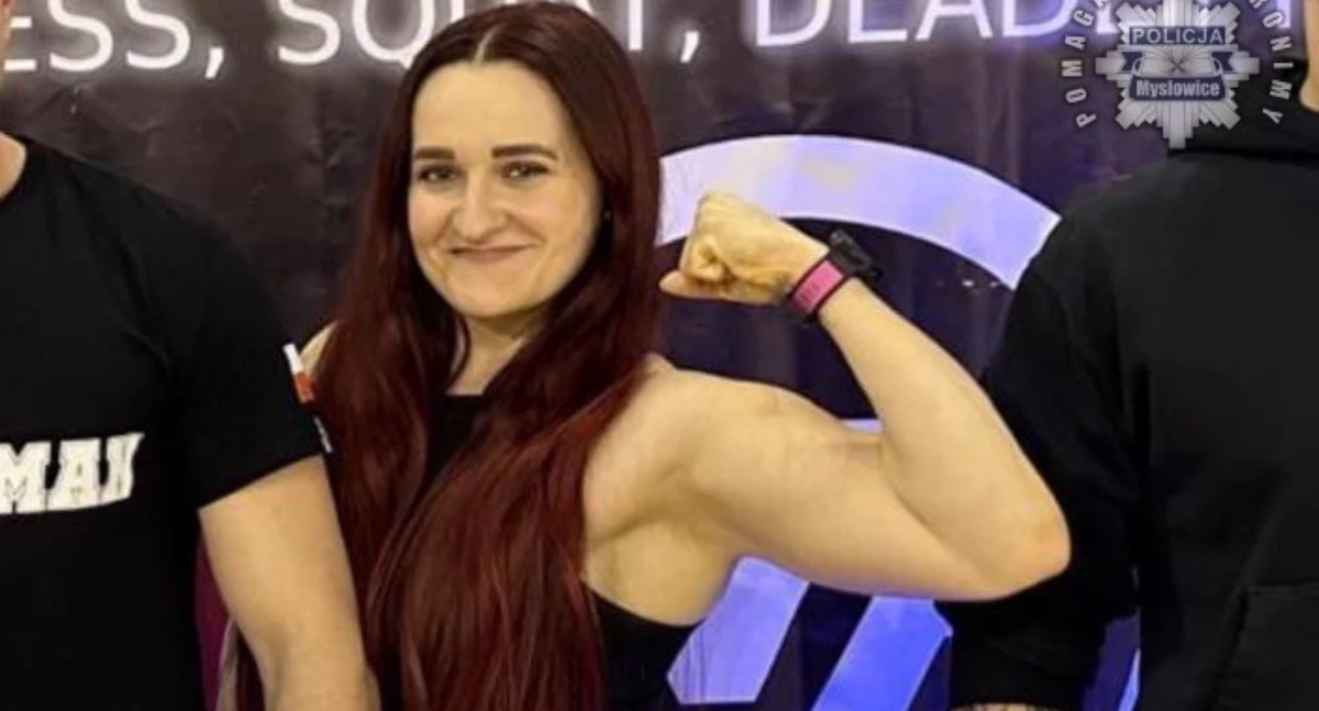 Inne sporty, Policjantka Mysłowic znów szczycie! Sierż Kamila Dulowska najlepsza mistrzostwach Polski trójboju siłowym - zdjęcie, fotografia
