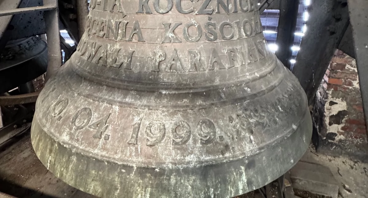 NEWS, Poczwórne dźwięki wieży brzęczkowickiego kościoła - zdjęcie, fotografia