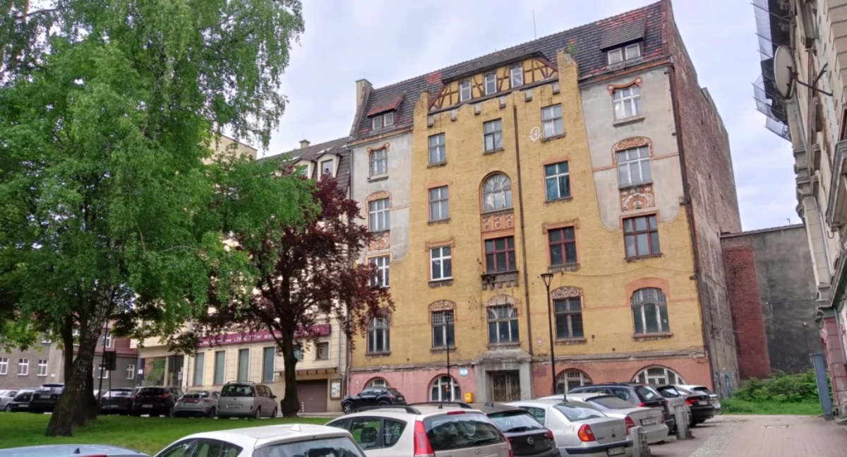 NEWS, Odbył kolejny przetarg sprzedaż miejskiej kamienicy - zdjęcie, fotografia