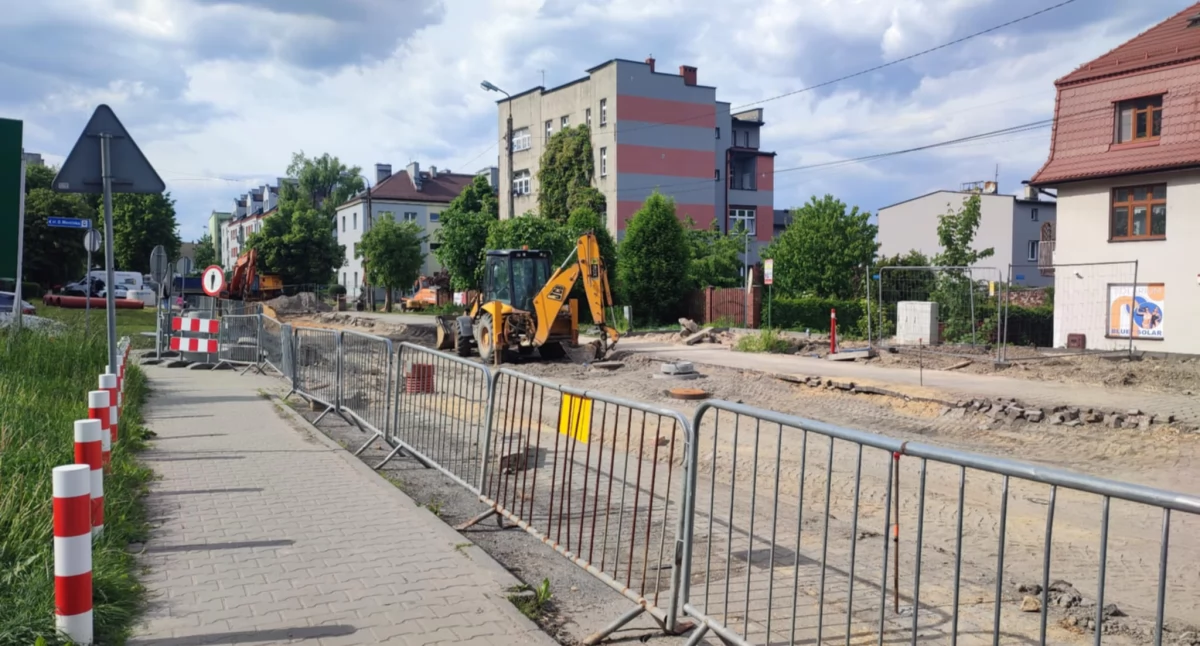 NEWS, Muszą wytrzymać jeszcze pół - zdjęcie, fotografia