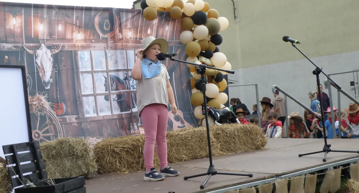 EDUKACJA, Piknik stylu country - zdjęcie, fotografia