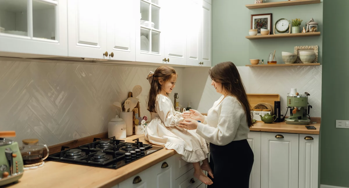 Informator gospodarczo reklamowy, kuchnia wymiar spełnia indywidualne potrzeby - zdjęcie, fotografia