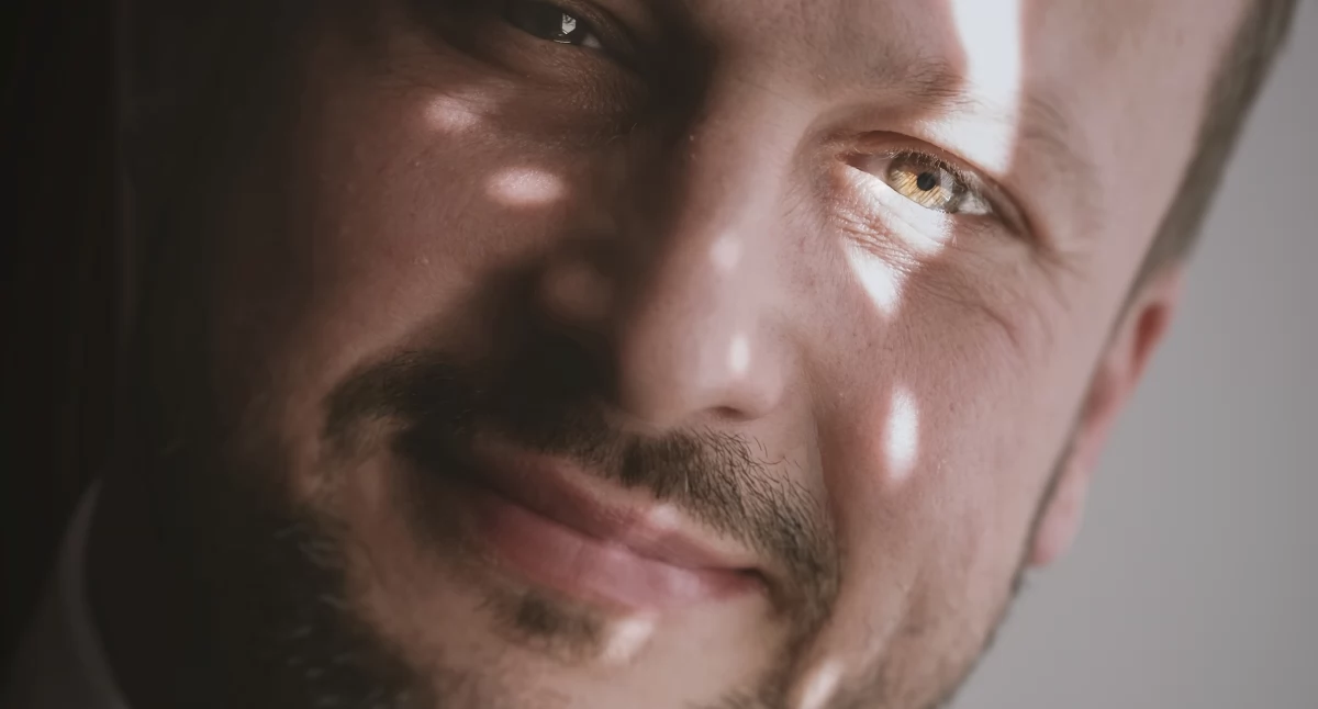 POLITYKA, Toruniu - zdjęcie, fotografia