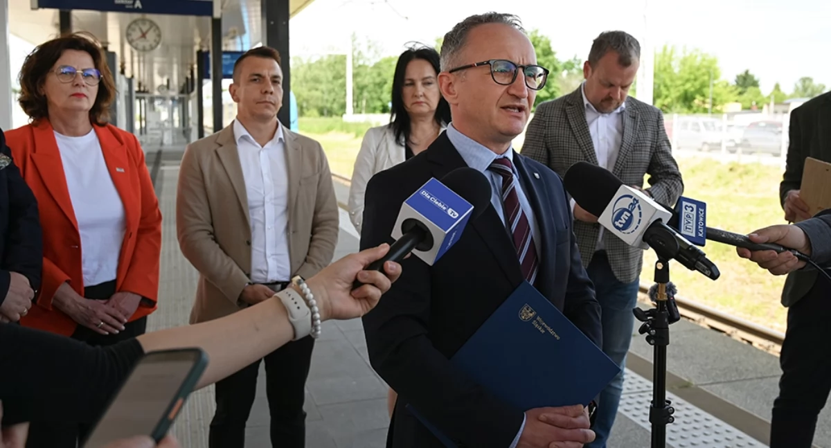 NEWS, Bezpośrednie pociągi Kolei Śląskich Częstochowy Krakowa sierpnia czwarta grudnia - zdjęcie, fotografia