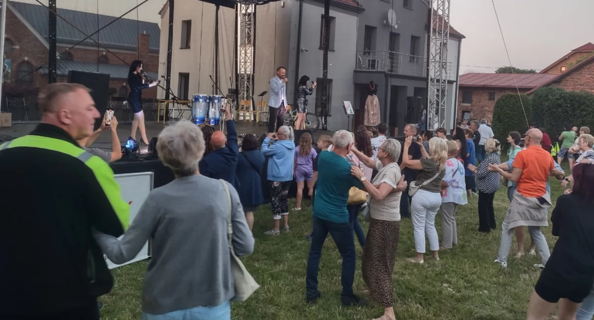 Rozrywka, Festyn lecie parafii Krasowach - zdjęcie, fotografia