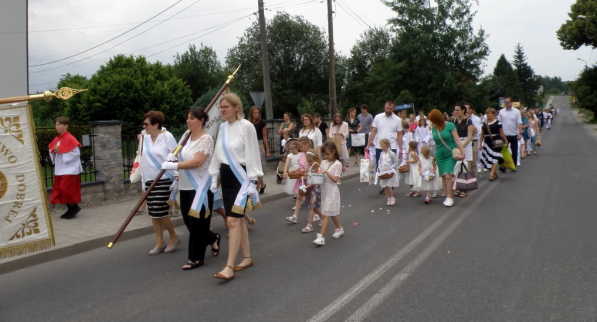 NEWS, Procesje Bożego Ciała Krasowach Morgach [zdjęcia] - zdjęcie, fotografia