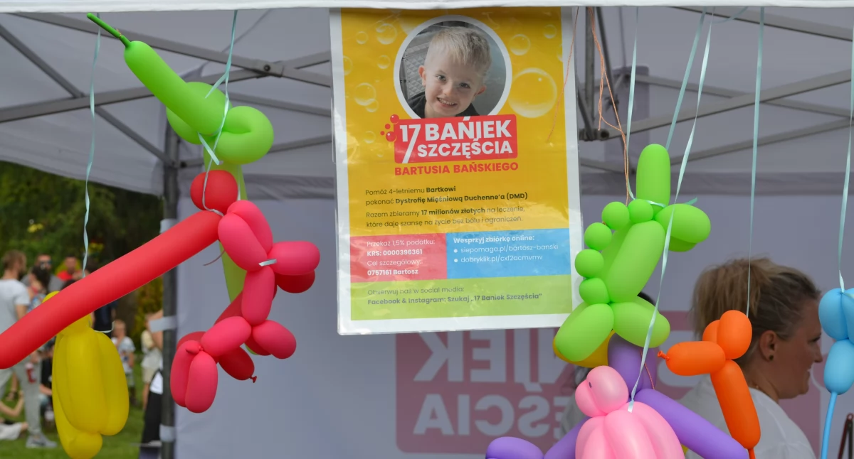 NEWS, Mysłowice Bartusia Bańskiego piątek garażowa wyprzedaż fundacji Bajtel Mysłowice Pomagają - zdjęcie, fotografia