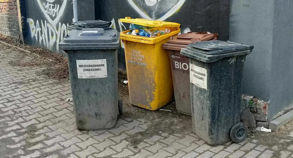 NEWS, Mysłowice zawyżały opłaty odbiór śmieci Mieszkańcy mogą żądać zwrotu pieniędzy - zdjęcie, fotografia