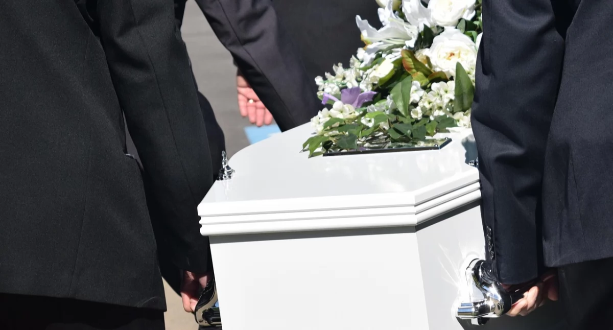 NEWS, Zasiłek pogrzebowy wzrośnie latach Ustawa wejdzie życie - zdjęcie, fotografia