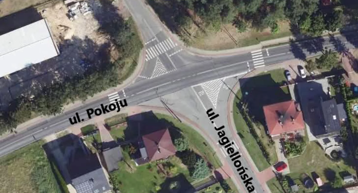 BIZNES I INWESTYCJE, Zmiana organizacji ruchu skrzyżowaniu Pokoju Jagiellońską Lędzinach - zdjęcie, fotografia