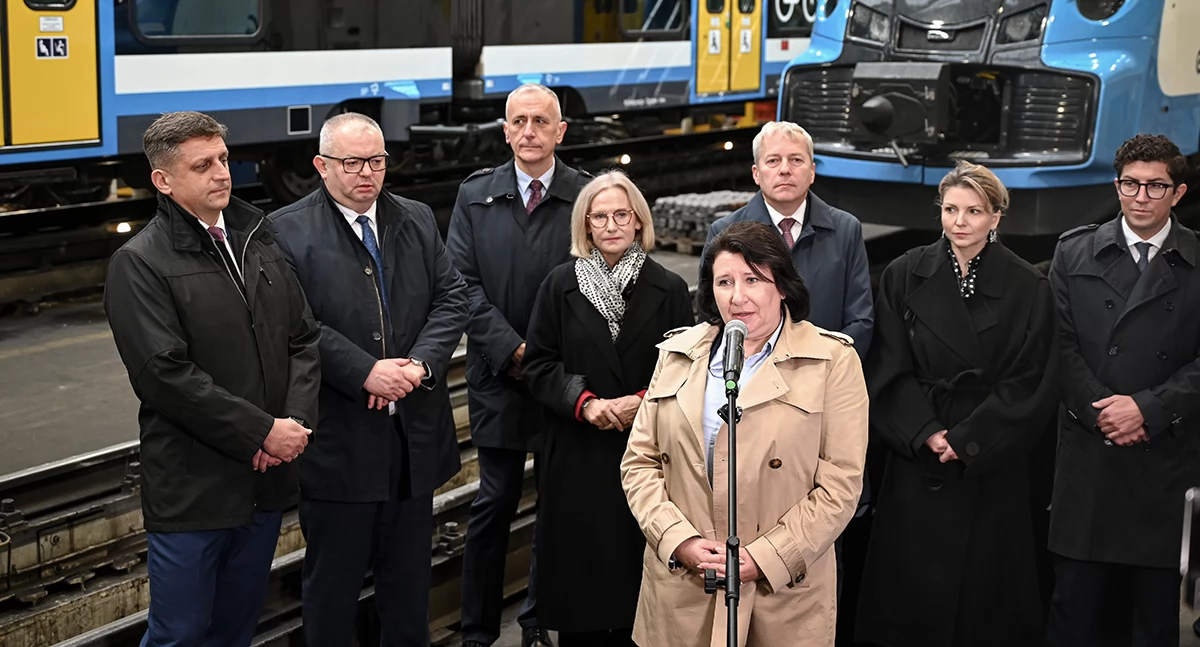 Podpisano pierwszą w Polsce regionalną umowy pomiędzy publicznymi spółkami z różnych sektorów gospodarki. Fot. Koleje Śląskie
