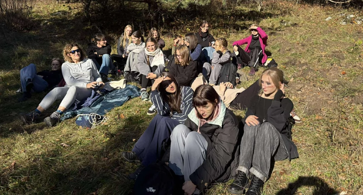 EDUKACJA, Wolontariusze integrowali szkolili Złotym Potoku - zdjęcie, fotografia