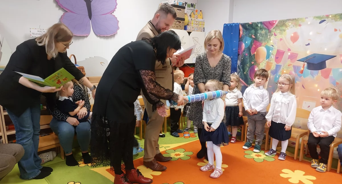 EDUKACJA, Pasowanie przedszkolaków dokonane - zdjęcie, fotografia