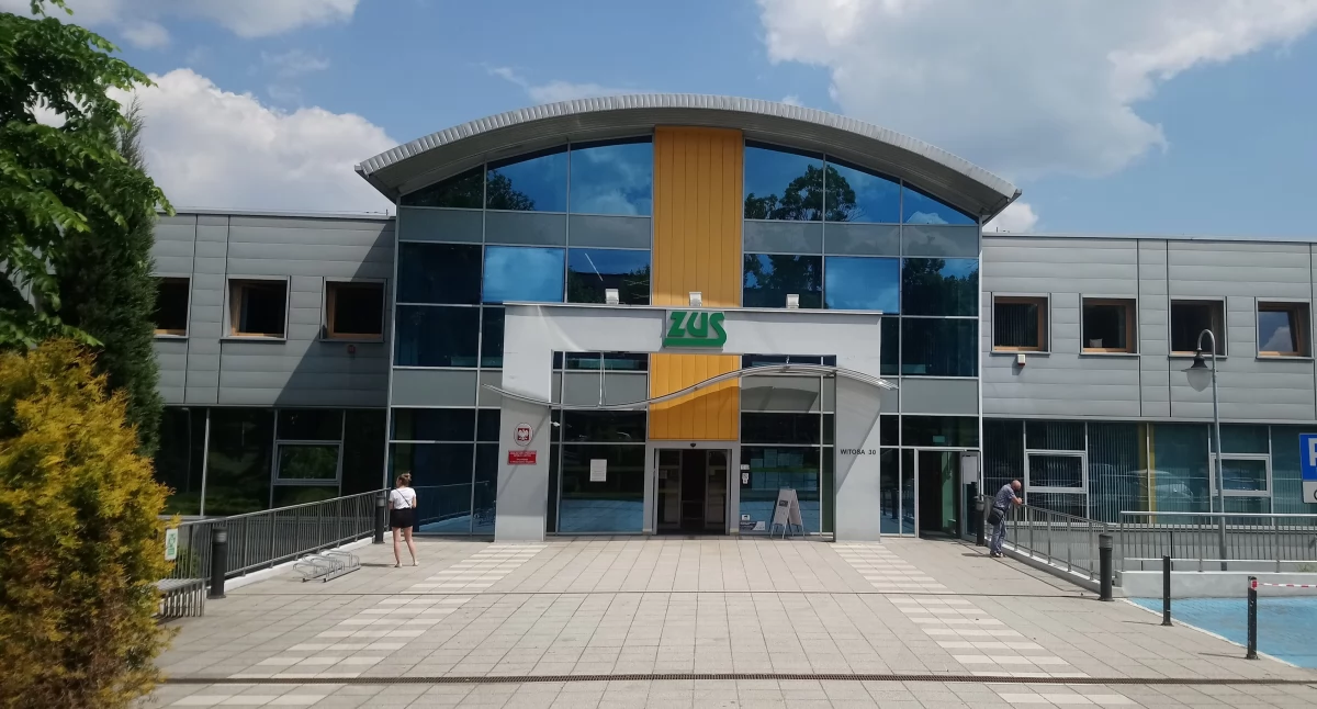 NEWS, Można składać wnioski wydanie zaświadczenia stażu pracy - zdjęcie, fotografia
