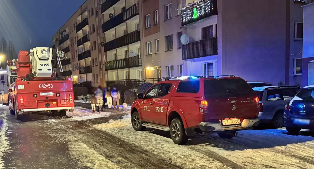 Pożary straż pożarna, Pożar budynku Pokoju Lędzinach - zdjęcie, fotografia