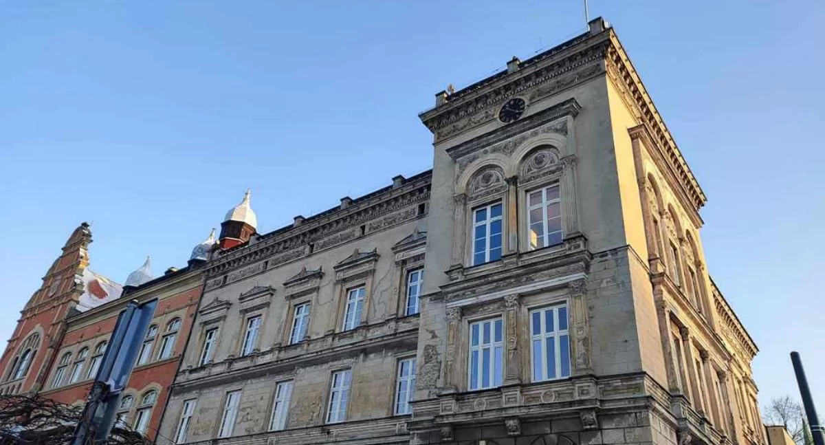 SAMORZĄD, można zarobić Urzędzie Miasta Mysłowice - zdjęcie, fotografia