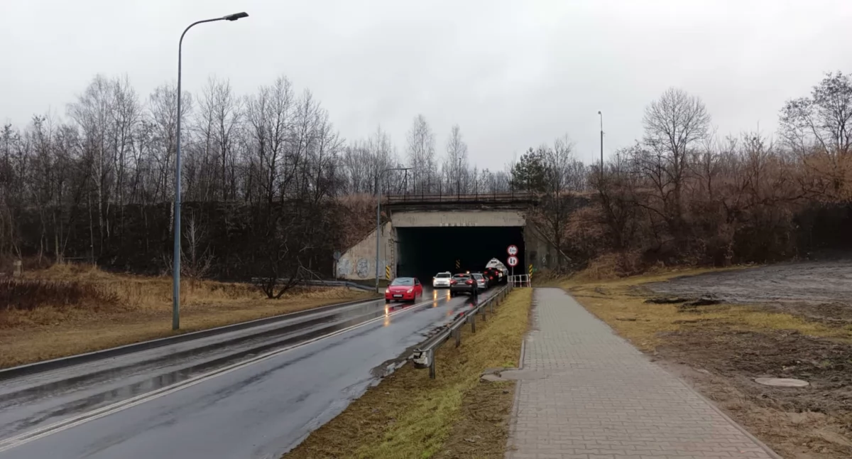 NEWS, przygotowuje remontu wiaduktu Obrzeżnej Północnej - zdjęcie, fotografia