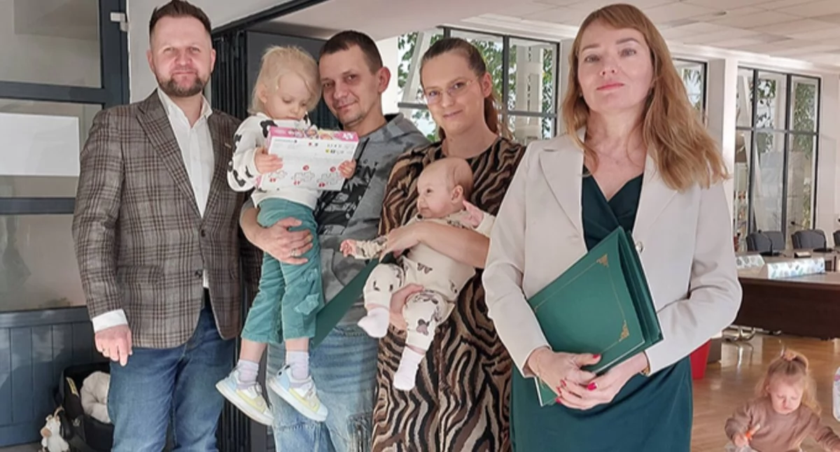 NEWS, Narodziny dzieci Lędzinach miasto powitało najmłodszych mieszkańców - zdjęcie, fotografia