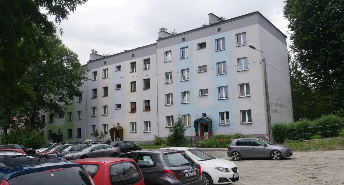 Mieszkanie można kupić m.in. w bloku przy Armii Krajowej 16c. Fot. UM Mysłowice