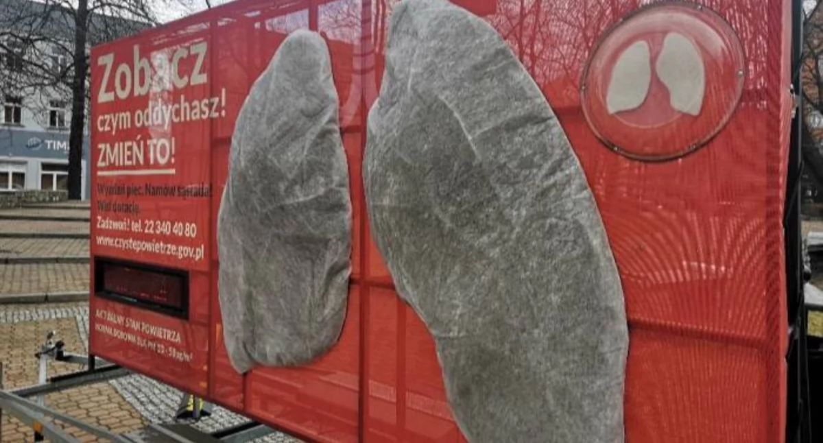 Smogowe płuca wystawione w Mysłowicach pokazały czym oddychamy