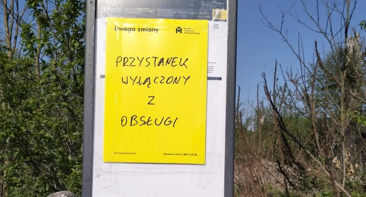 NEWS, Mieszkańcy Ławek zostali zaskoczeni niezapowiedzianymi zmianami przystankowymi - zdjęcie, fotografia