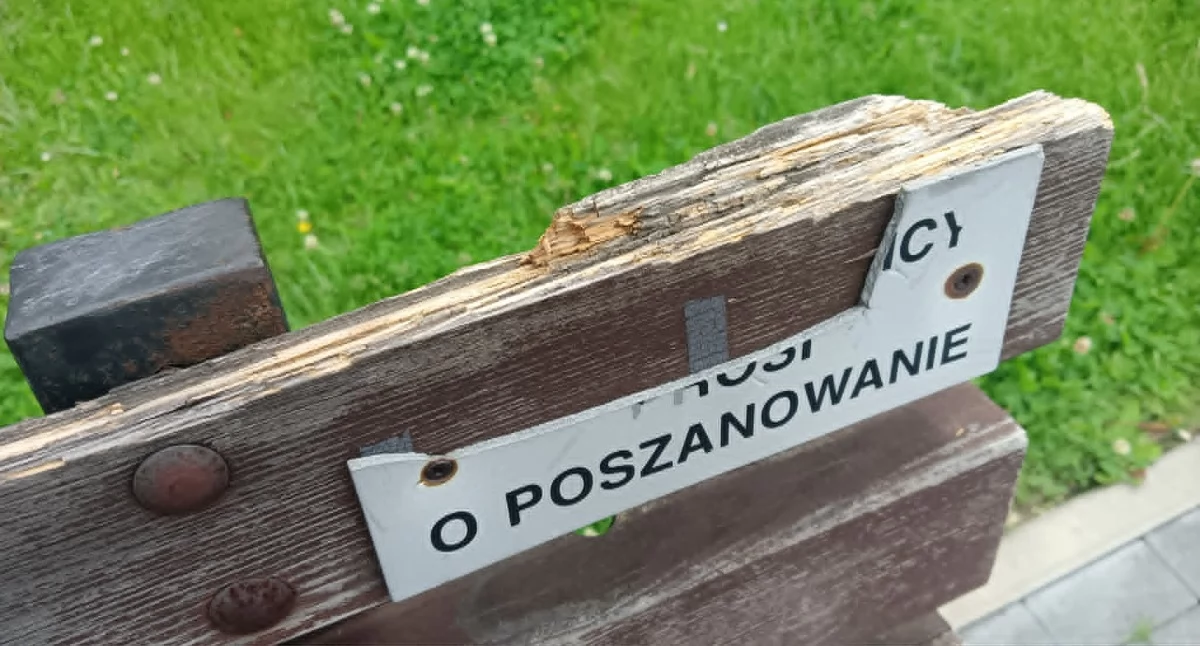 NEWS, problemy Moniuszki - zdjęcie, fotografia