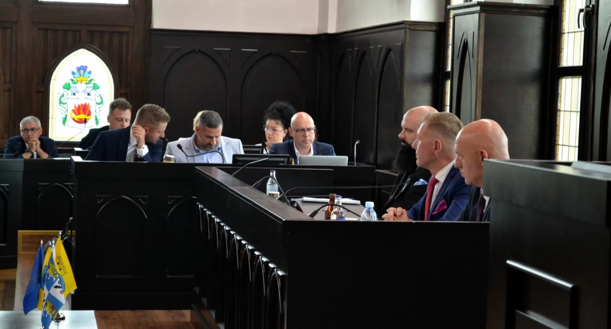 Sesja absolutoryjna odbędzie się 18 czerwca