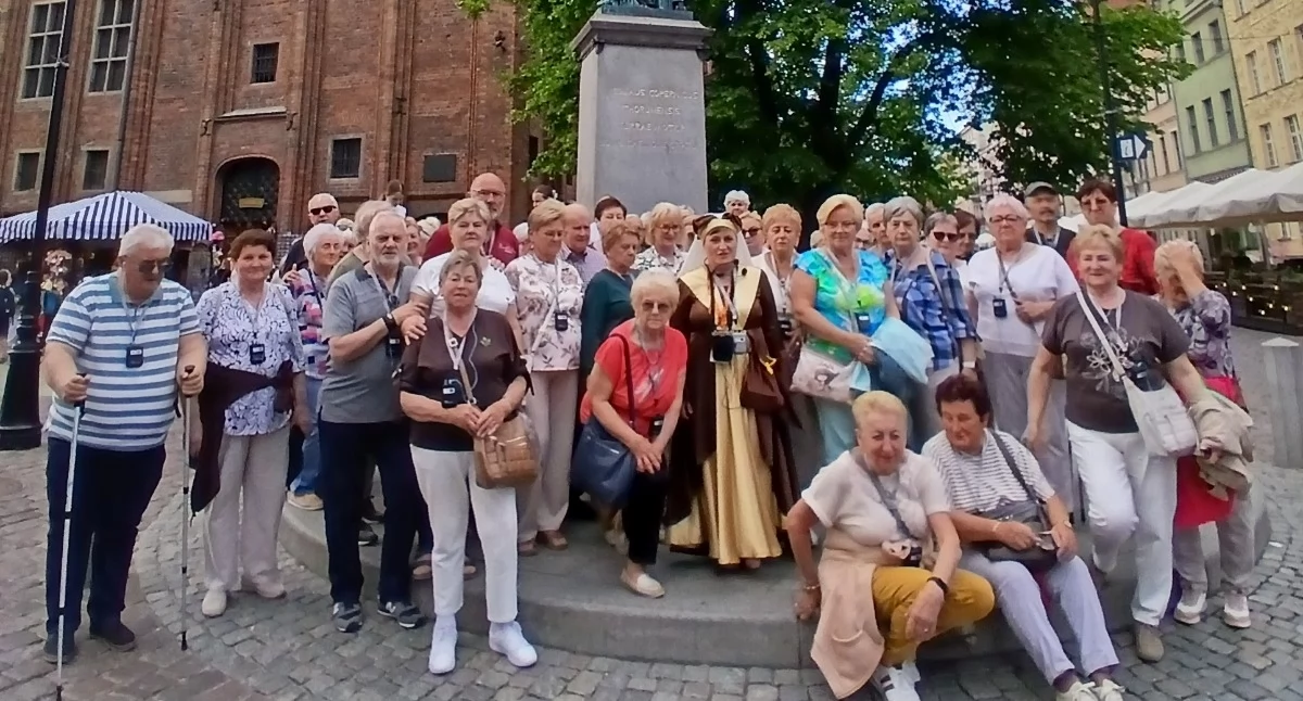 Rozrywka, Seniorzy Imielina zwiedzili kujawsko pomorskie atrakcje - zdjęcie, fotografia
