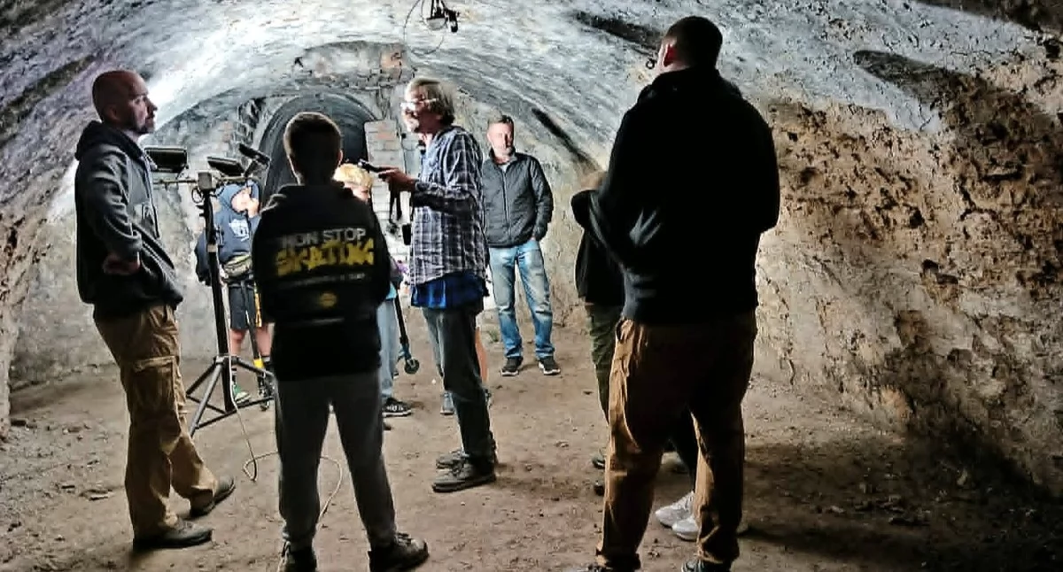 NEWS, Kolejki podziemi Parku Zamkowym Wyjątkowy spacer Mysłowicach - zdjęcie, fotografia