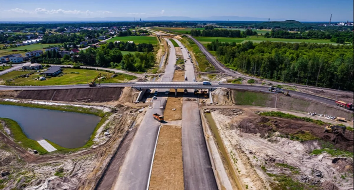 BIZNES I INWESTYCJE, lipca został przywrócony Gwarków - zdjęcie, fotografia