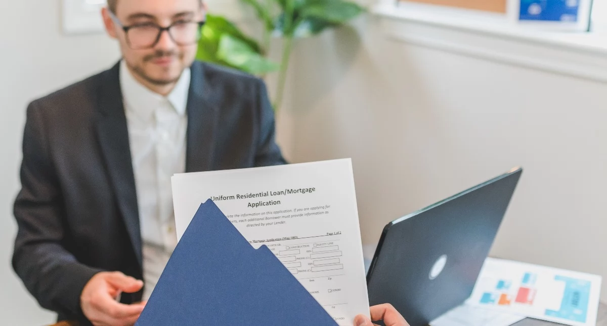Informator gospodarczo reklamowy, Dokumenty kredytu hipotecznego przygotować kompletny wniosek - zdjęcie, fotografia