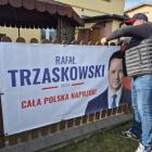 Trzaskowski na banerach