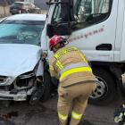 Wypadek na ul. Towarowej. Kierowca opla trafił do szpitala