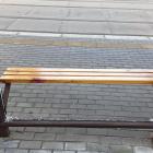 Zdewastowane wiaty przystankowe