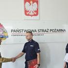 Bohaterski policjant doceniony przez komendanta PSP