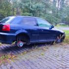 Wraki na parkingu na ul. Kaczej