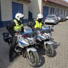 Motocykliści w mundurach ruszyli w teren i patrolują ulice