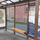 Zdewastowane wiaty przystankowe
