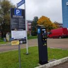 Dwie godziny darmowego parkowania przez halą MOSiR