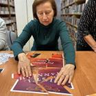 Literackie łamigłówki w miejskiej bibliotece