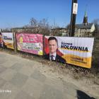 Pierwsze banery wyborcze i pierwsze dewastacje